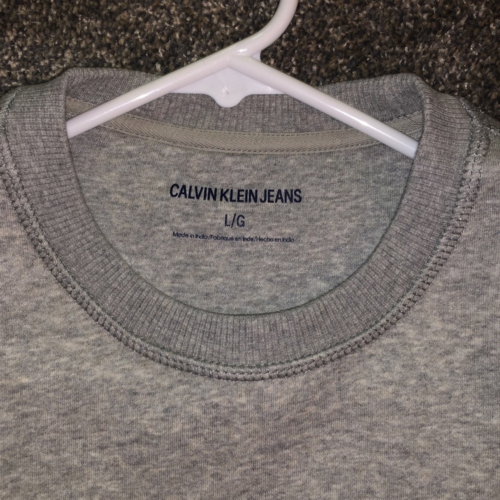Calvin Klein Crewneck - Picture 3 of 9